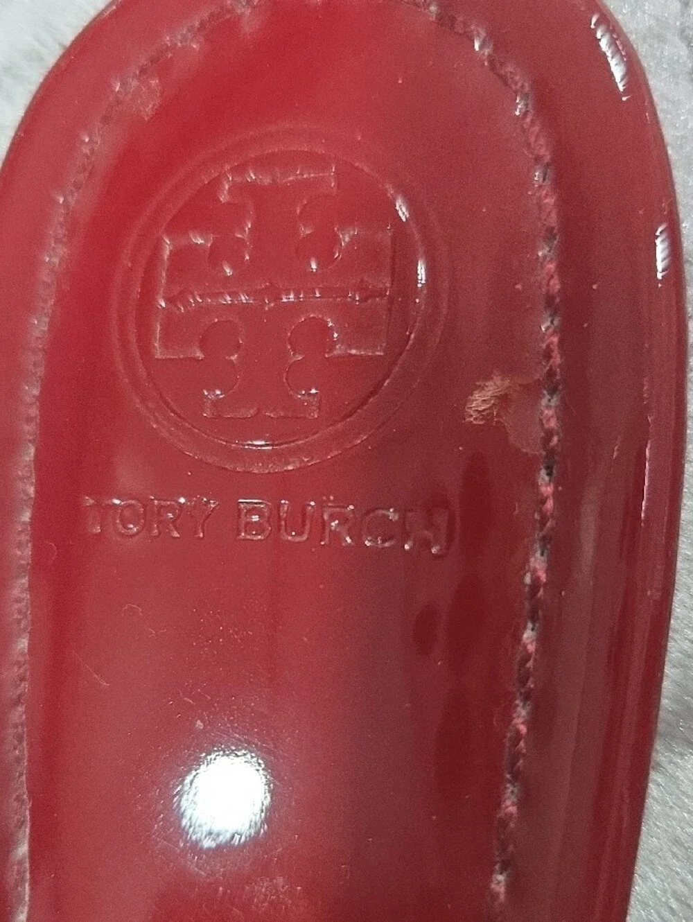 Tory Burch Red Patent Logo Thong Sandals - Round Cutout Emblem